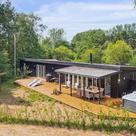 Thorlak - 860m From The Sea By Interhome Ferienhaus Bøtø By