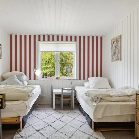 Thorlak - 860m From The Sea By Interhome Ferienhaus Bøtø By